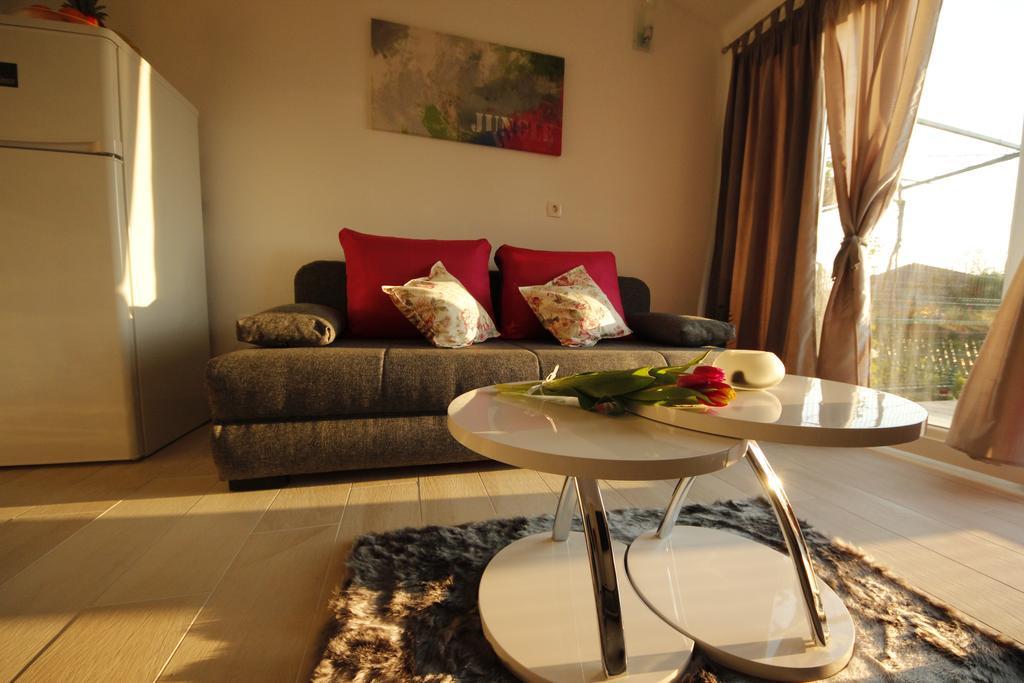 Apartment Golden Dreams Podstrana Exterior foto