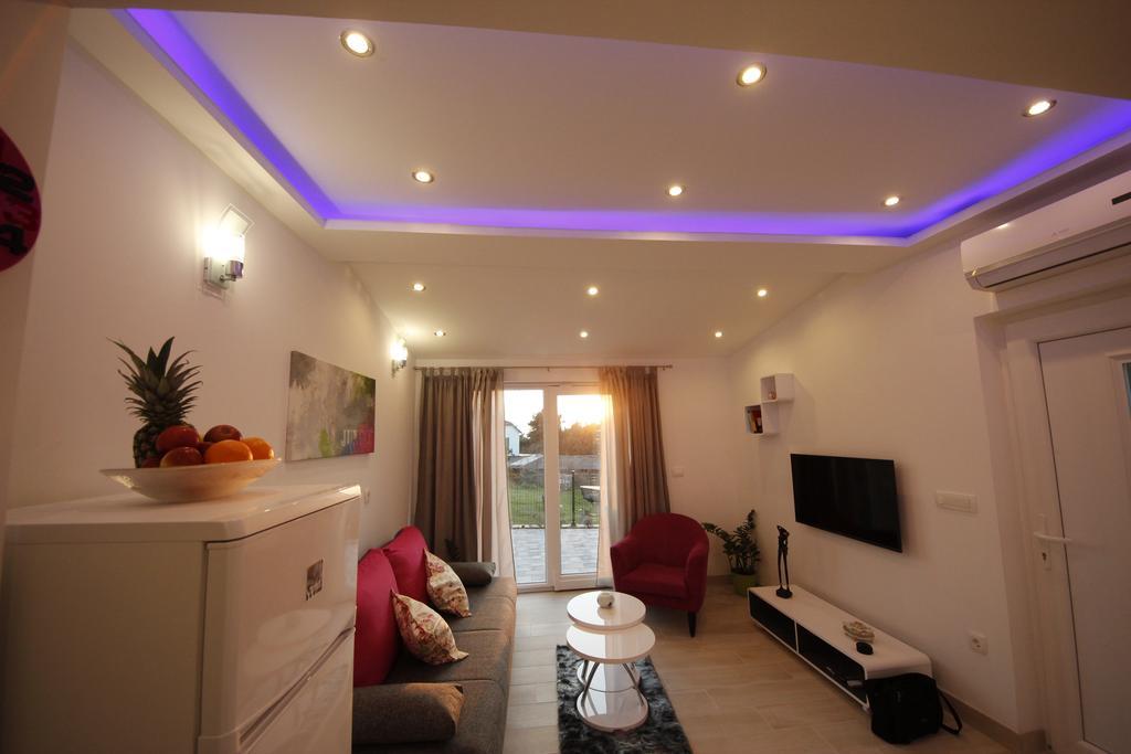 Apartment Golden Dreams Podstrana Exterior foto